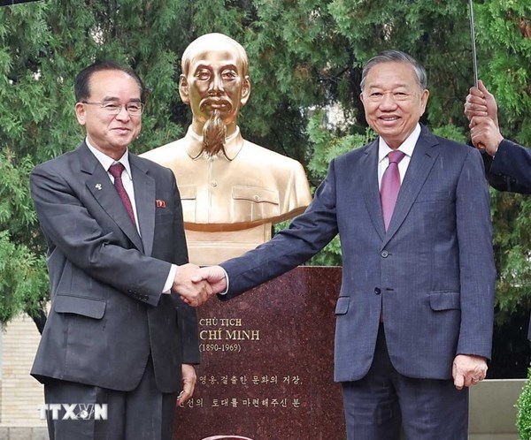 Tổng Bí thư Tô Lâm dự Lễ khánh thành tượng Chủ tịch Hồ Chí Minh tại Triều Tiên 